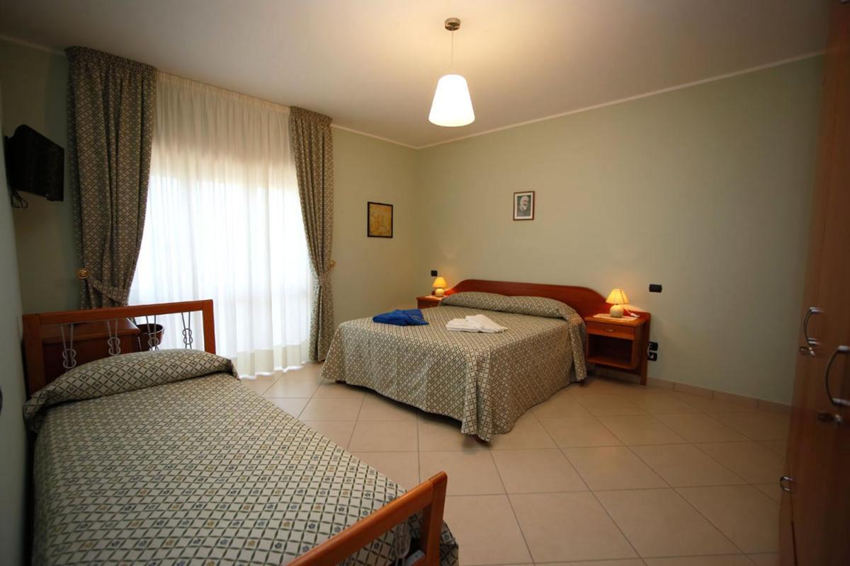 B&B Villa Maria カタンザーロ エクステリア 写真